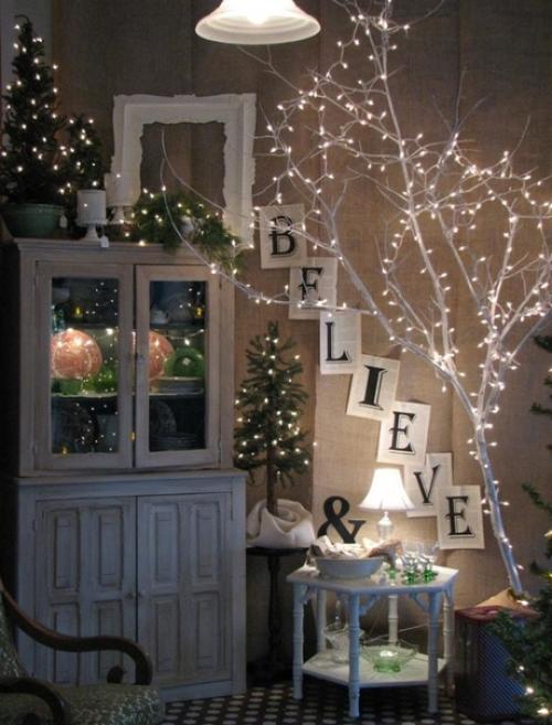 Близится волшебное время праздника, с которым ассоциируются фейерверки, семейные посиделки, горы конфет и, конечно же гирлянды! 01