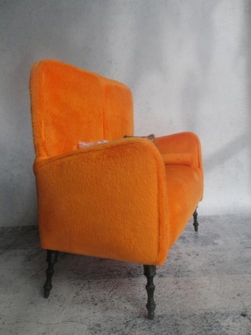 Так надоела однотонная, вся в тон, мягкая мебель? 08