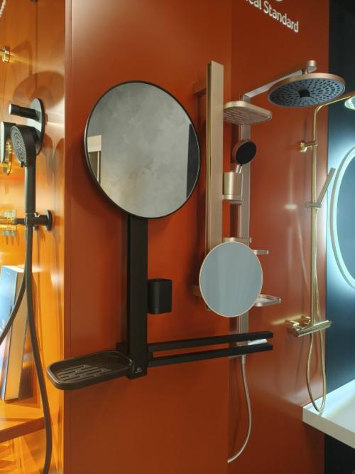 Еще несколько десятков лет назад сантехнику приобретали исключительно в практических целях. 04