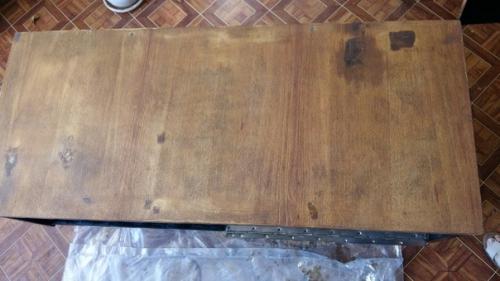 Жалко было такие ножки на свалке оставлять. 05