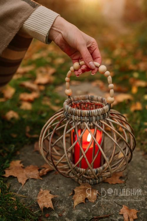 Осень - особенное время года, когда природа преображается, наполняясь яркими красками и особым уютом. 01