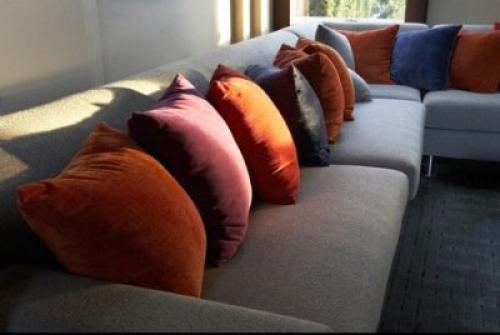 Декоративные подушки в дизайне интерьера.