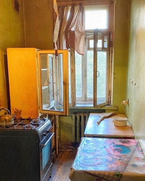 Преображение старой кухни в сталинке. 08