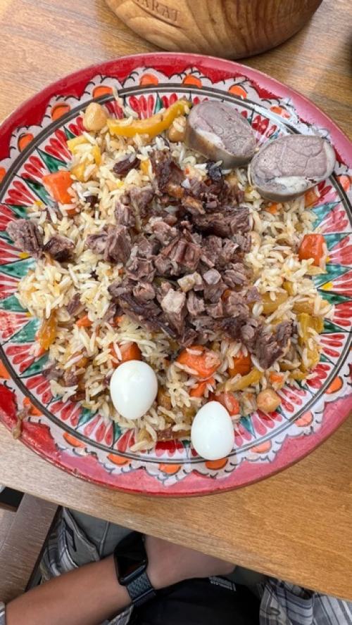 Мы сравним где лучше кафе, в Казахстане или в Сербии и Черногории? 05