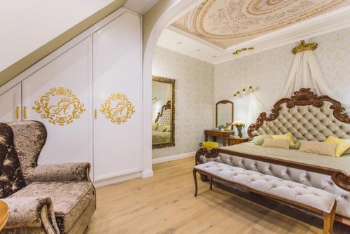 Архитекторы из B& G Studio реализовали проект двухуровневой квартиры в Тюмени. 03