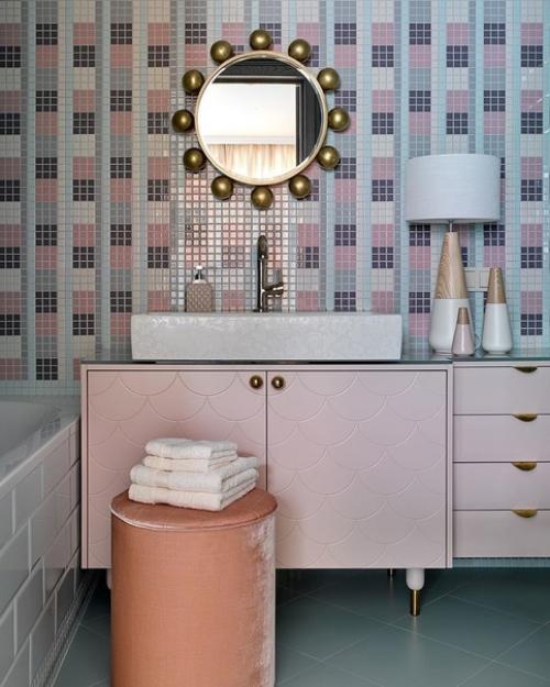 Мозаика - один из самых популярных Видов отделки ванной комнаты. 03