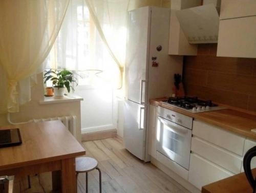 Небольшая кухня. Со всем необходимым. 02