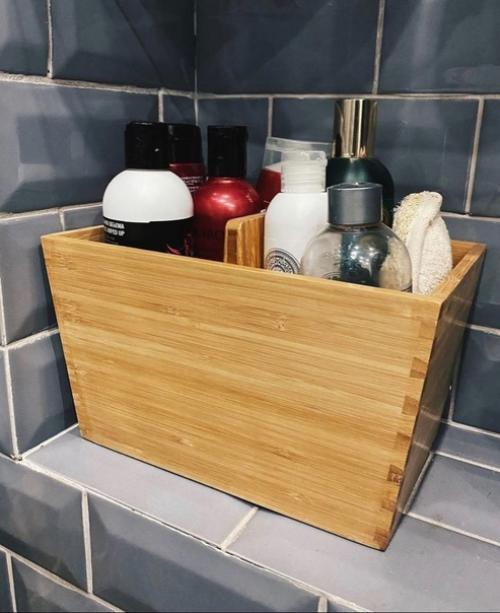 Красивое сочетание тёмной плитки с деревом. 05