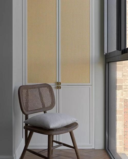 Дизайнер оформила квартиру для молодой девушки, которая живет между Москвой и Миланом. 06