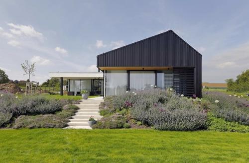 Простой дом для семейной пары. 01