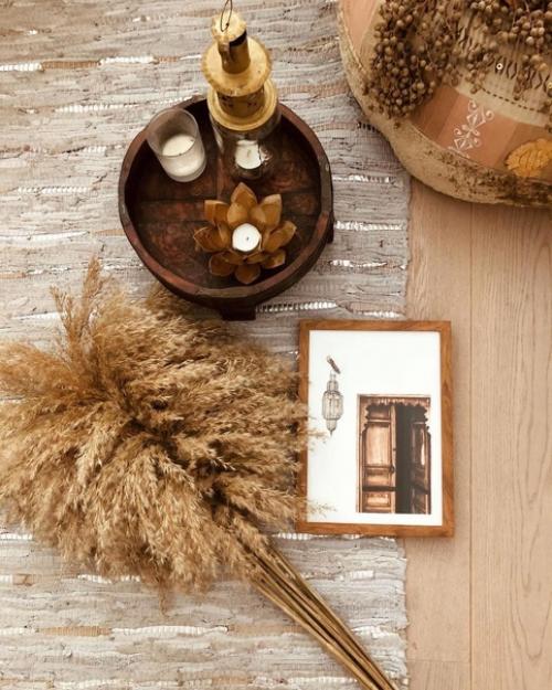 В осенью пору, в домах скандинавских стран появляется широкий спектр землистых тонов от светлого верблюда до темного шоколада. 02