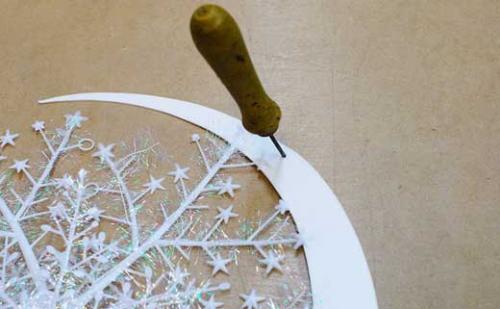 Подвесные новогодние украшения: снежные луны. 06