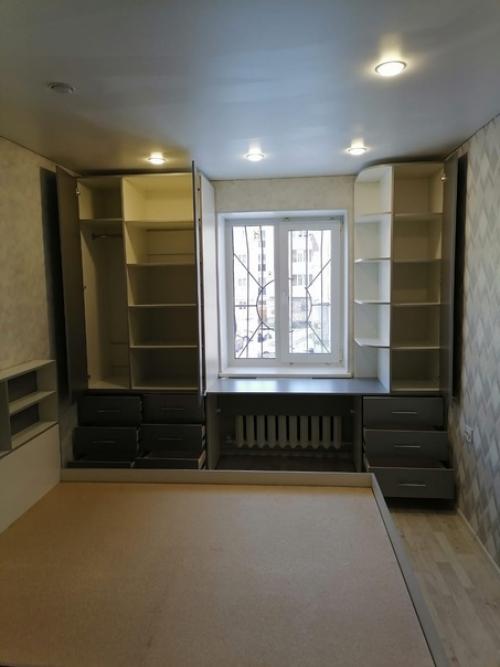 Мебель на заказ имеет ряд преимуществ: 08