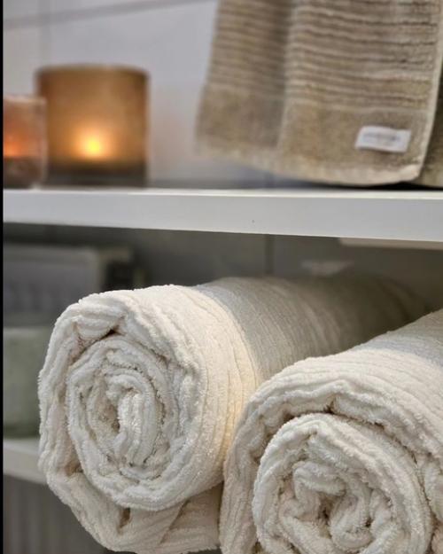 Мы украшаем ванную комнату к новогодним праздникам. 04