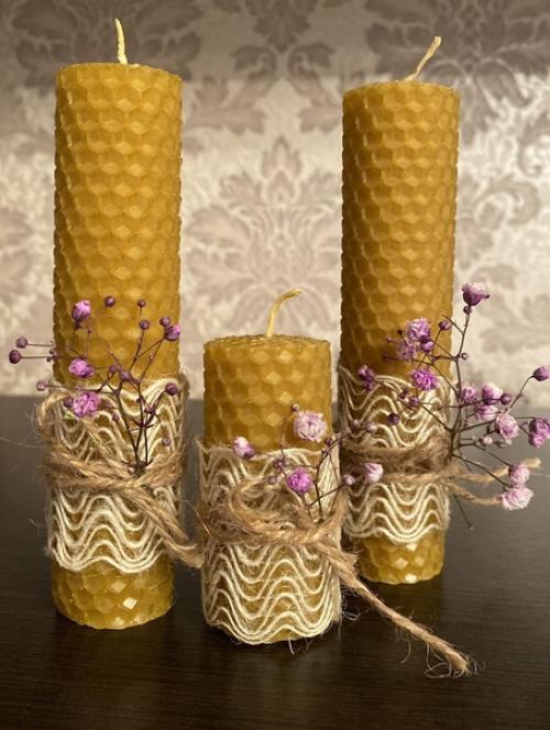 Потрясающие свечи из вощины произведены из натурального 100% пчелиного воска, высочайшего качества поэтому являются эко - продуктом. 01