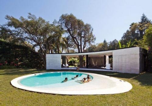 Дом - лаундж на городской окраине в Мексике. 06