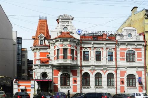 5 достопримечательностей на улице Марата. 04