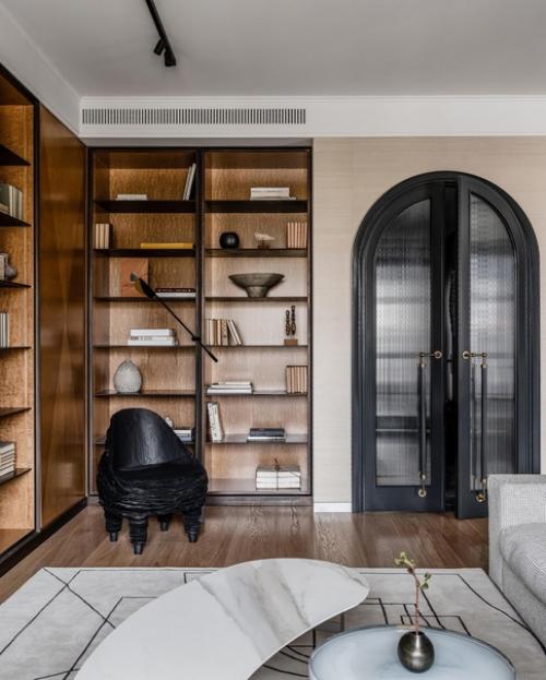 Реализованный интерьер квартиры, в котором ярко видна индивидуальность хозяев. 03