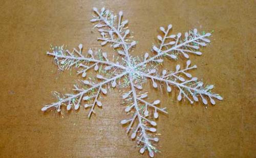 Подвесные новогодние украшения: снежные луны. 05