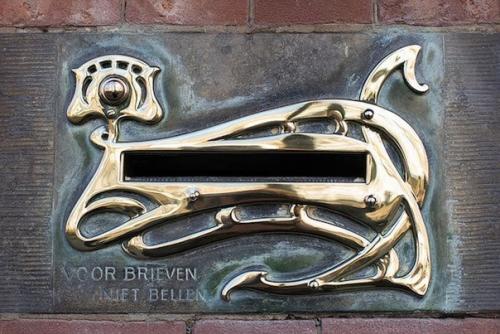 Дом Лори (хуис ван лорри) - один из самых ранних и сохранившихся примеров голландского ар - нуво и красивейшего здания джугендстиля в Гааге. 06