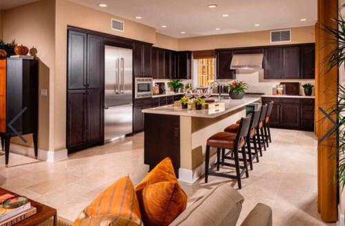 Ким кардашьян и Крис дженнер инвестировали пять миллионов долларов в роскошный жилой комплекс. 04 Ким кардашьян и Крис дженнер инвестировали пять миллионов долларов в роскошный жилой комплекс. 04