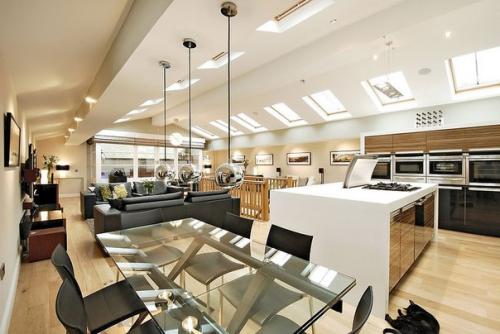 Современный особняк в здании насосной станции в Англии. 02