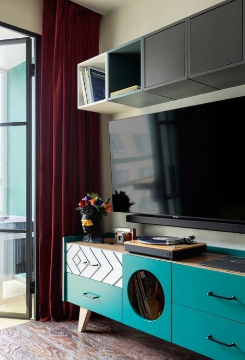 Как уместить жизнь в 23 квадратах: дизайнер показала свою квартиру - студию в Петербурге. 05