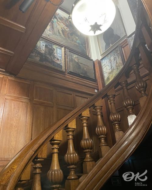 На днях я посетила музей - квартиру Исаака Бродского - известного художника и любимого ученика Ильи Ефимовича Репина. 04