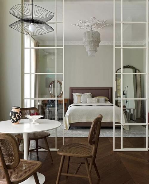 Дизайнер оформила квартиру для молодой девушки, которая живет между Москвой и Миланом. 02