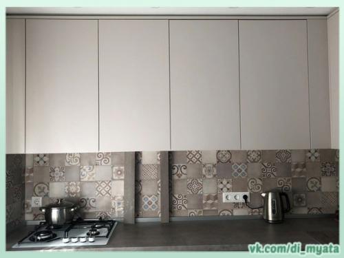 Наша кухня.  Чтобы добавить в интерьер цвет, для начала нужно привнести необычные детали. 01