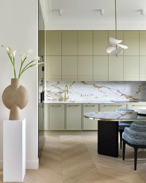 Реализованный интерьер квартиры для бизнес-леди в Москве.
