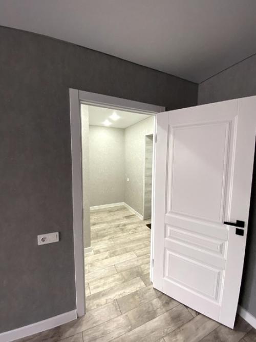 Продается чистая, светлая, а главное теплая квартира. 05