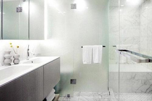 Просторная квартира. В современном стиле. 08