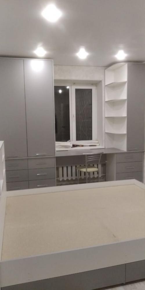 Мебель на заказ имеет ряд преимуществ: 04