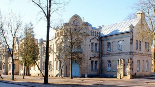 Строгость в царском селе: топ - 7 готических зданий. 04