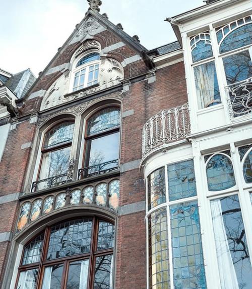 Дом Лори (хуис ван лорри) - один из самых ранних и сохранившихся примеров голландского ар - нуво и красивейшего здания джугендстиля в Гааге. 02