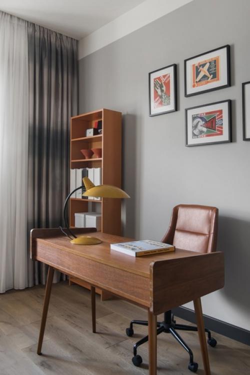 Трехкомнатная квартира с исторической атмосферой в сталинке. 05