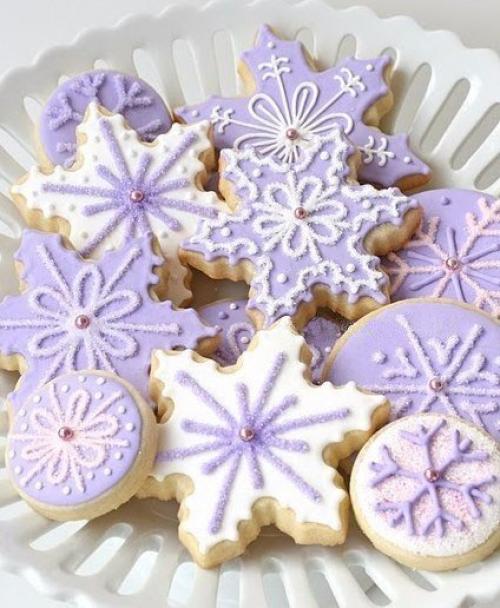 11 рецептов сахарной глазури, чтобы подойти творчески к украшению печенюшек. 05
