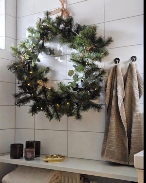 Мы украшаем ванную комнату к новогодним праздникам. 01
