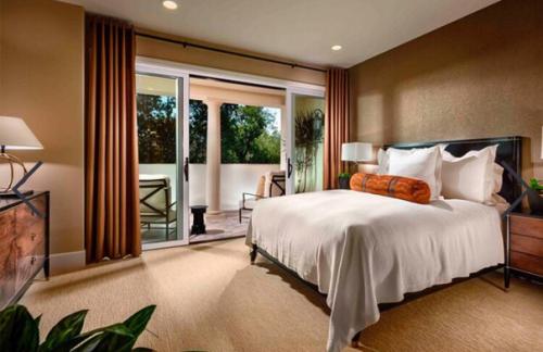 Ким кардашьян и Крис дженнер инвестировали пять миллионов долларов в роскошный жилой комплекс. 06 Ким кардашьян и Крис дженнер инвестировали пять миллионов долларов в роскошный жилой комплекс. 06