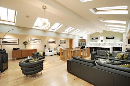 Современный особняк в здании насосной станции в Англии. 01