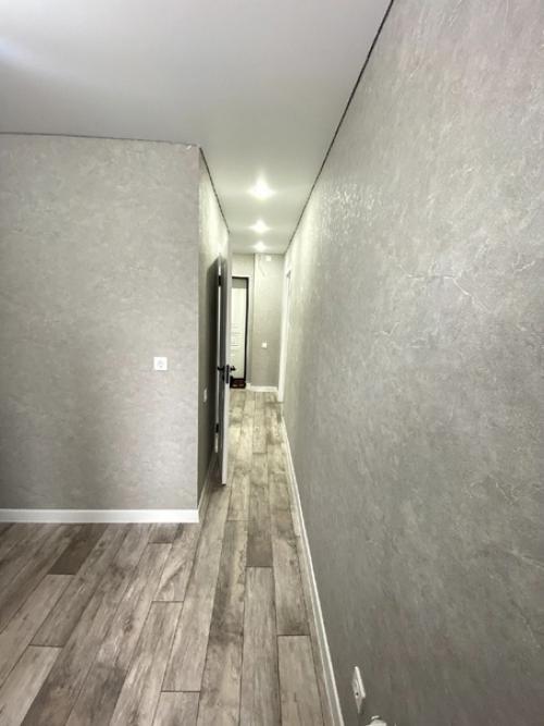 Продается чистая, светлая, а главное теплая квартира. 04