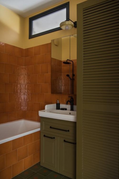 Трехкомнатная квартира с исторической атмосферой в сталинке. 07