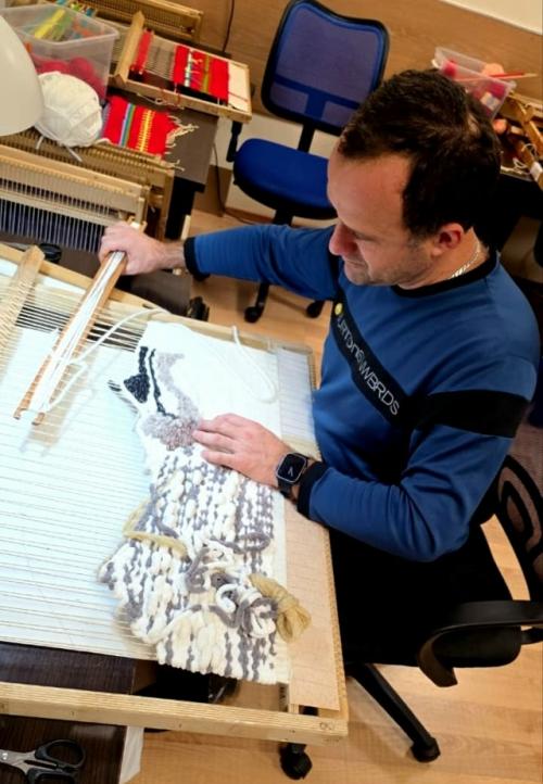 Дизайнер Лариса Борисовна Гудина и Давид гонтарь открывают в мастерской ткачества тему интерьерного гобелена! Дизайнер Лариса Борисовна Гудина и Давид гонтарь открывают в мастерской ткачества тему интерьерного гобелена!