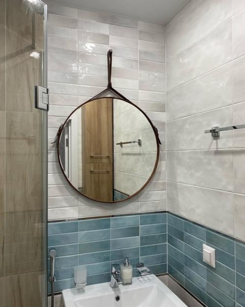 Простой, но в то же время стильный дизайн ванной комнаты. 02