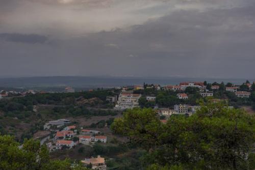 Начну пожалуй, рассказывать и показывать свои впечатления о Португалии. 04