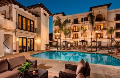 Ким кардашьян и Крис дженнер инвестировали пять миллионов долларов в роскошный жилой комплекс. 01 Ким кардашьян и Крис дженнер инвестировали пять миллионов долларов в роскошный жилой комплекс. 01