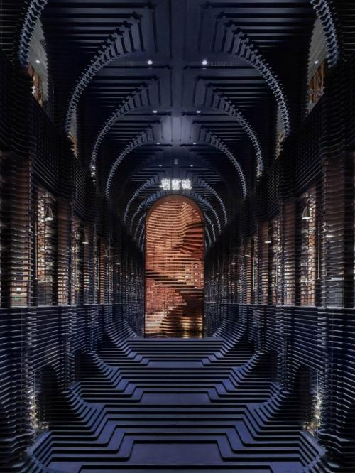 Огромная черная лестница и 400 000 кирпичей: книжный магазин в Китае. 04