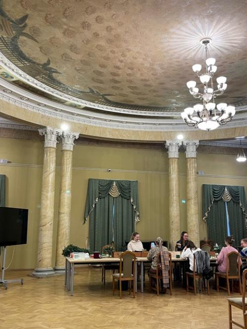 Попасть в усадьбу барышникова на мясницкой улице не так-то просто. 08