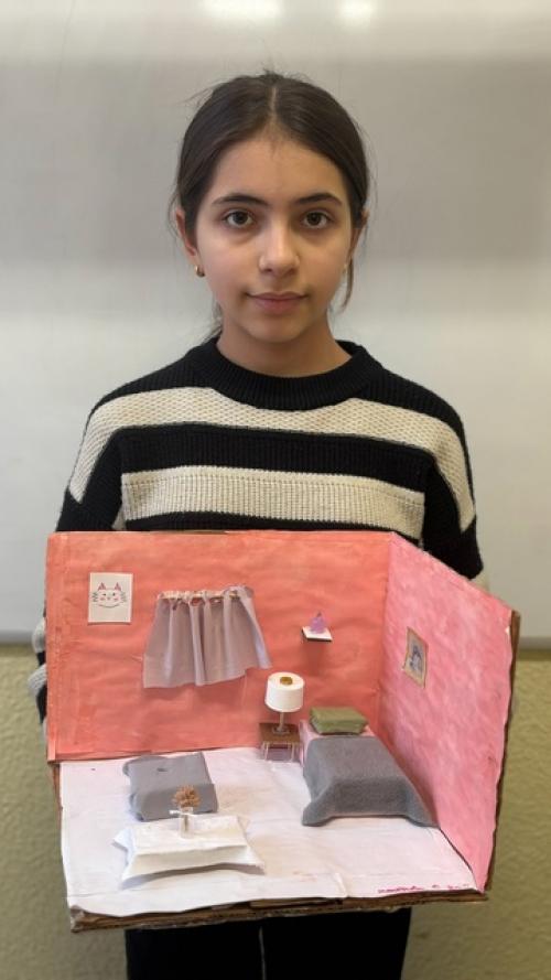 На уроках труда самые актуальные и интересные практические работы, например, румбоксы. 09